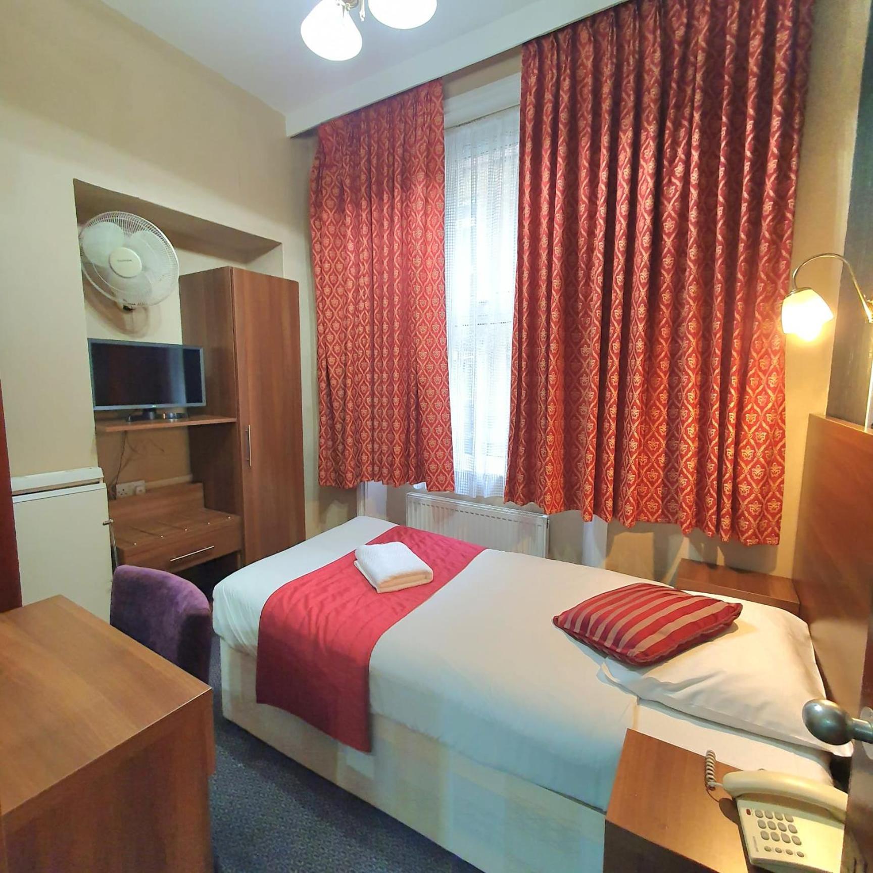 Oliver Hotel London Bagian luar foto