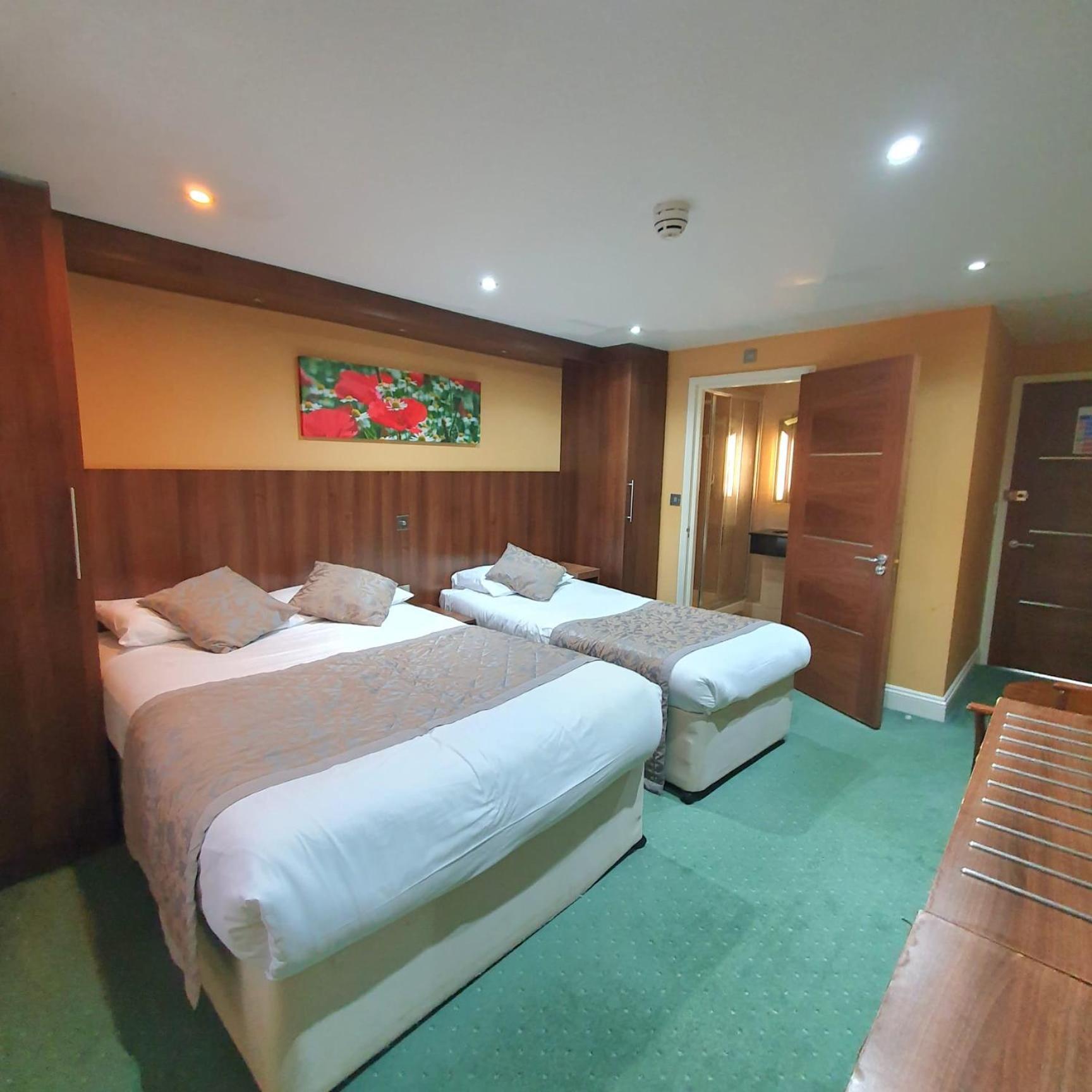 Oliver Hotel London Bagian luar foto