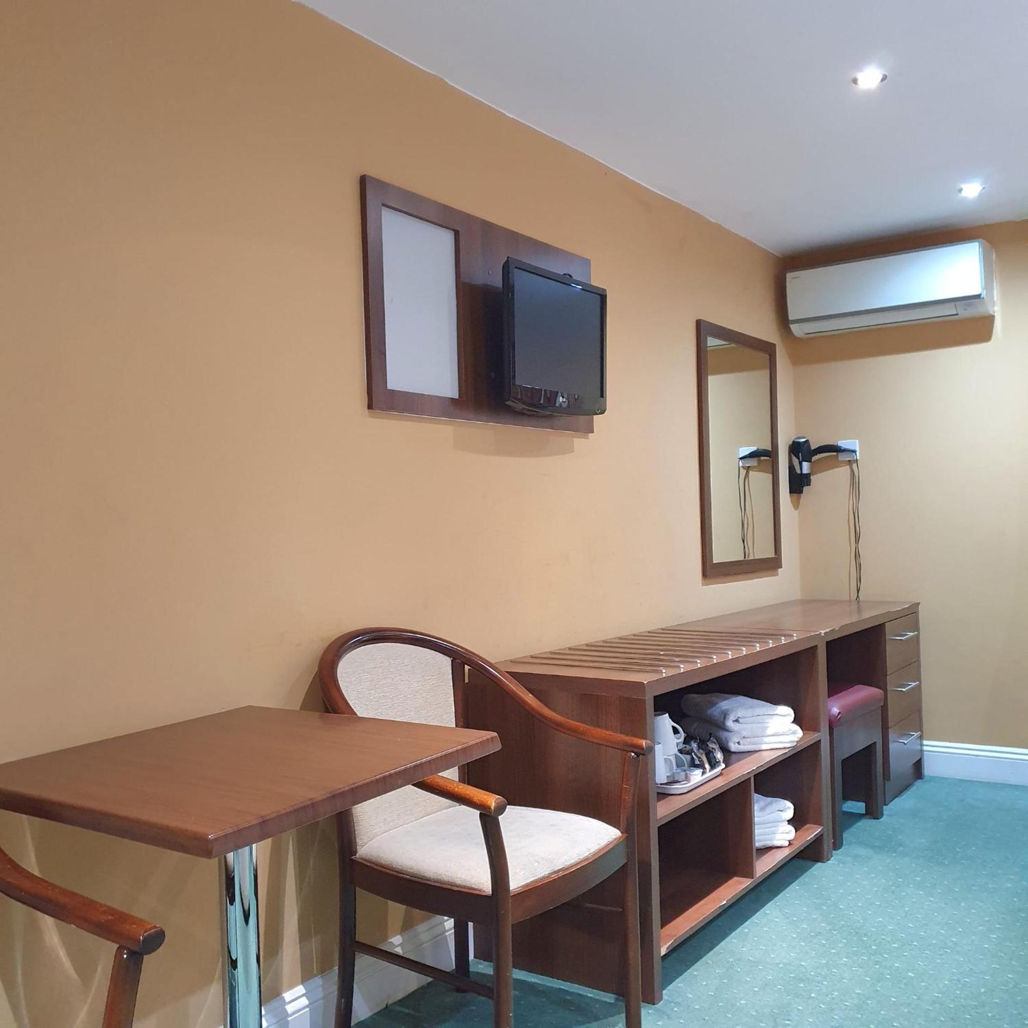 Oliver Hotel London Bagian luar foto